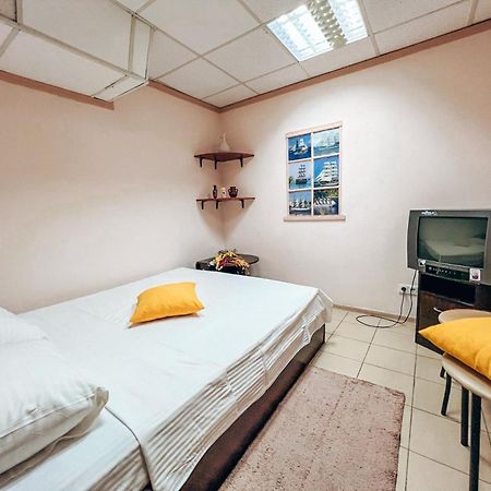 Guest House On Saksahanskoho Street كييف المظهر الخارجي الصورة