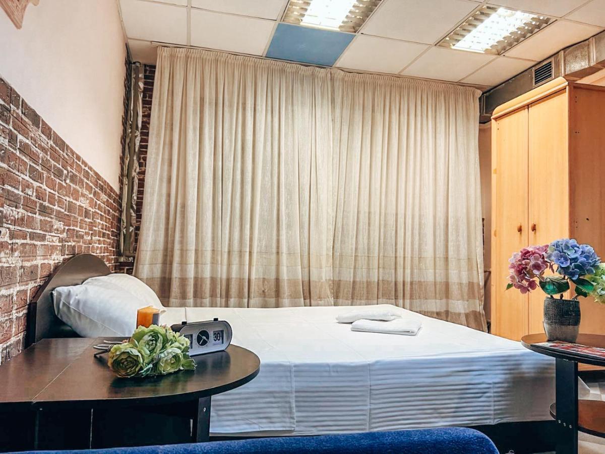 Guest House On Saksahanskoho Street كييف المظهر الخارجي الصورة