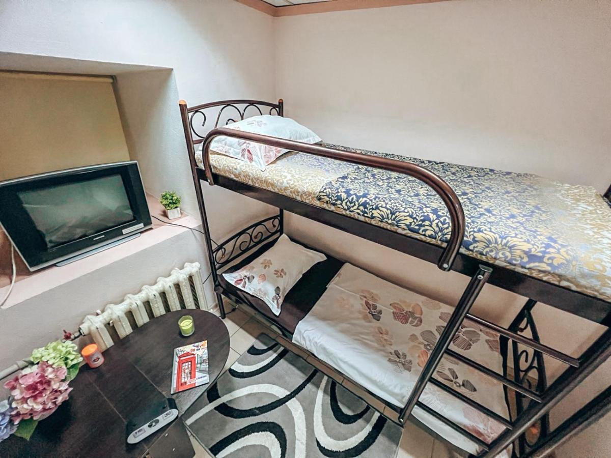 Guest House On Saksahanskoho Street كييف المظهر الخارجي الصورة
