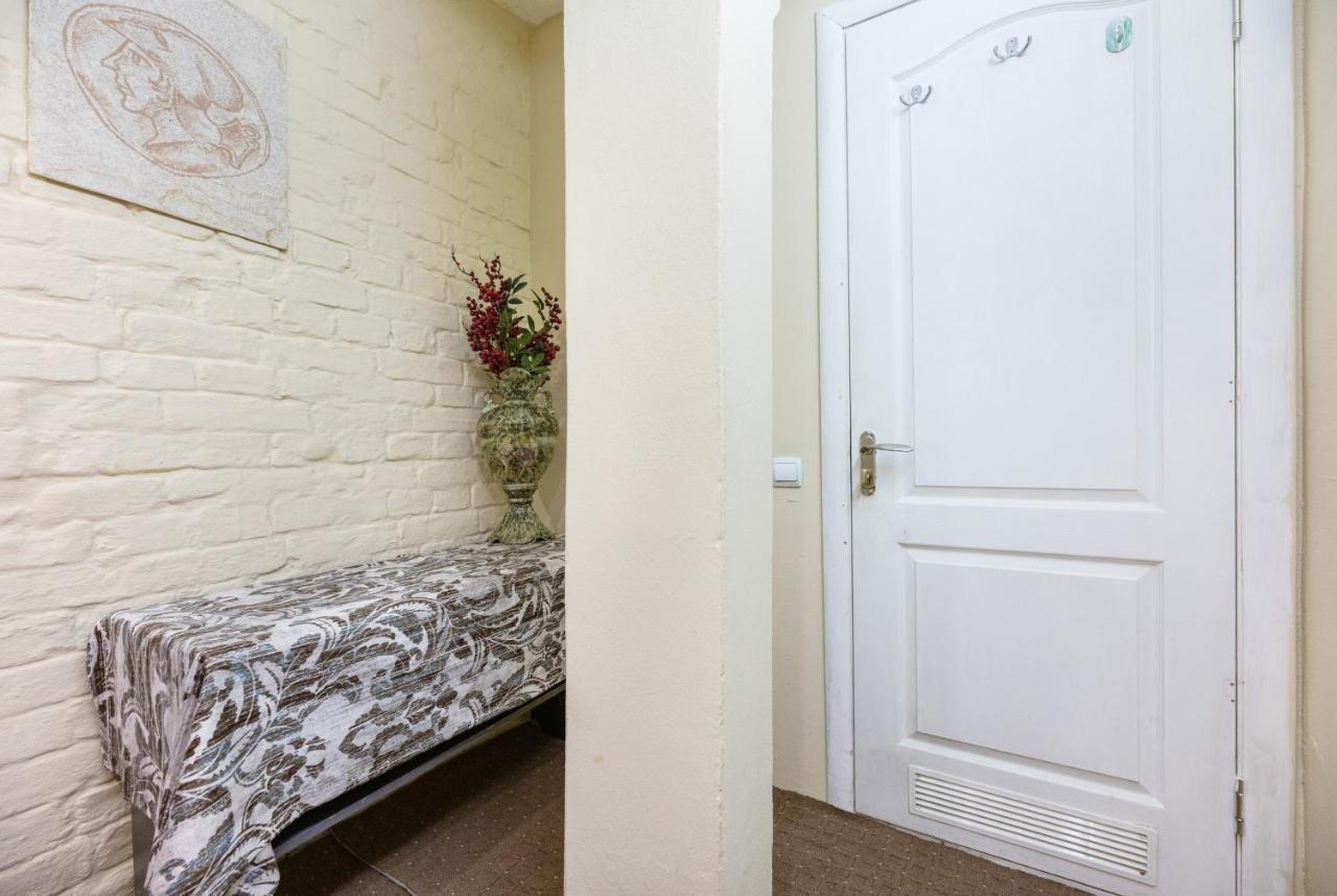 Guest House On Saksahanskoho Street كييف المظهر الخارجي الصورة