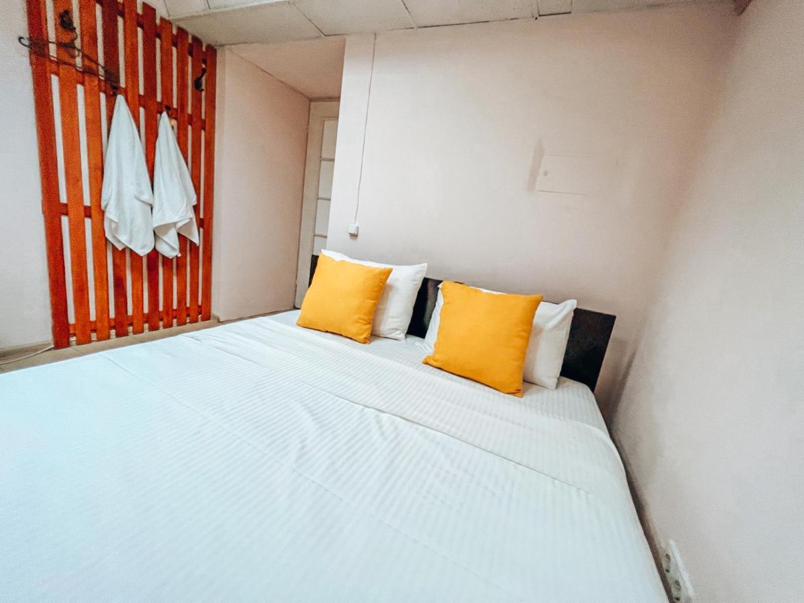 Guest House On Saksahanskoho Street كييف المظهر الخارجي الصورة