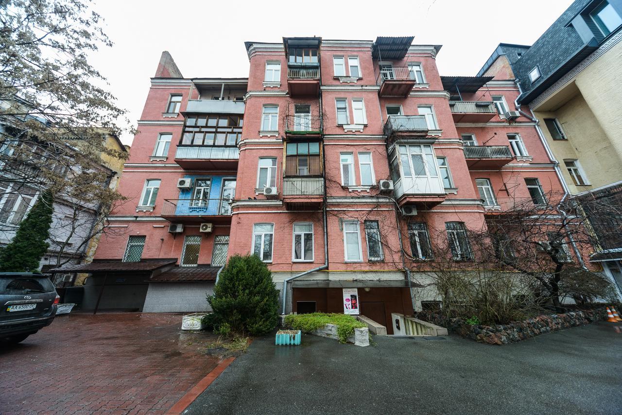 Guest House On Saksahanskoho Street كييف المظهر الخارجي الصورة
